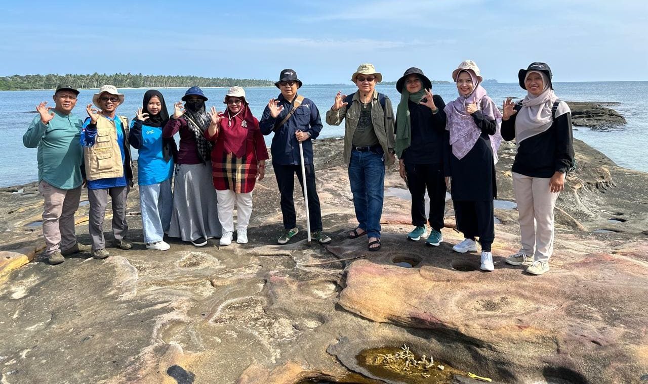 You are currently viewing BPGN Natuna Lakukan Monitoring dan Evaluasi di Geosite Natuna