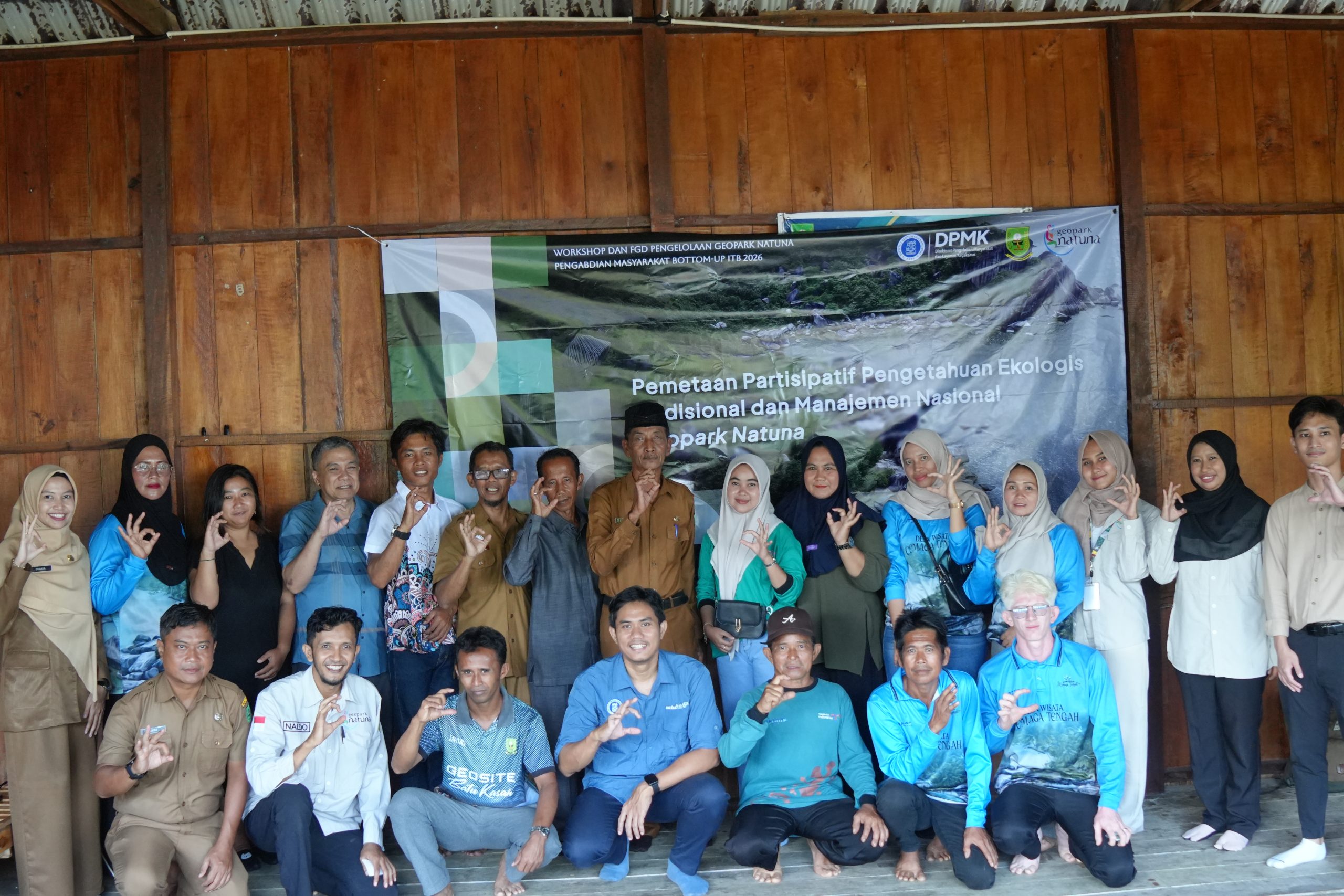 You are currently viewing Geopark Natuna Dampingi Tim Pengmas ITB Gelar Workshop di Cemaga Tengah