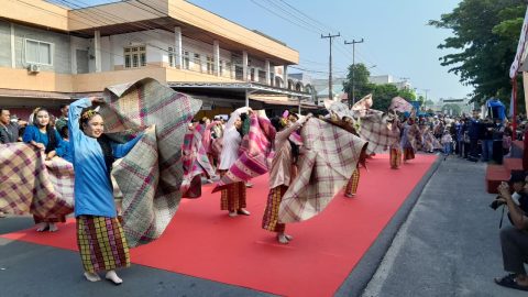 Read more about the article Karnaval Budaya HUT ke-27 Natuna Perkuat Identitas Budaya di Tengah Perjuangan Menuju UNESCO Global Geopark